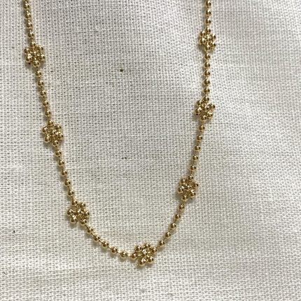 Chocker com Flores de Bolinhas