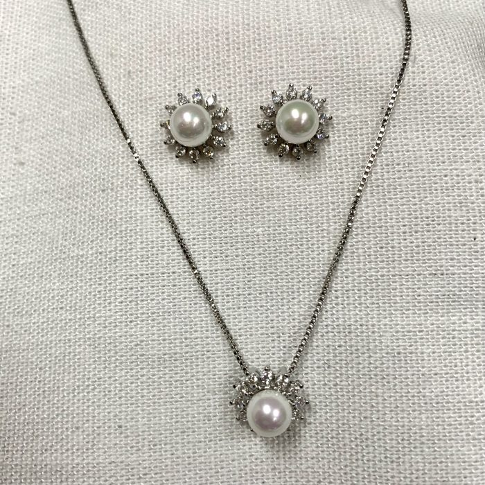 conjunto-de-colar-e-brinco-com-zirconias-e-perola-shell