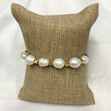 Pulseira Macrame Preta Pérolas Natural  Ajustável