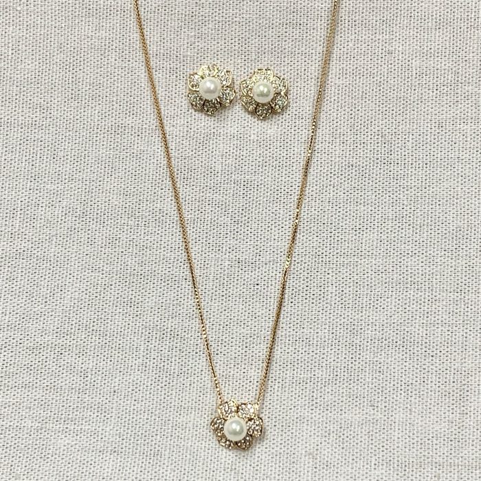 conjunto-flor-perola