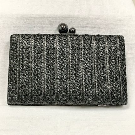 Clutch Preta Com Detalhes